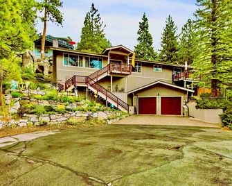 LX35 The Wolf Round Hill Retreat in the heart of Lake Tahoe - Zephyr Cove - Edificio
