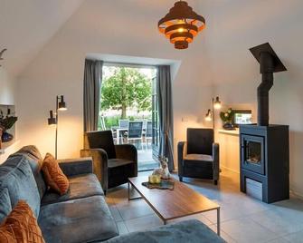 Sprielderbosch 32 Holiday park Veluwe, with luxury and privacy - Garderen - Huiskamer