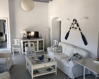 Aegean Dream 1 - Agia Marina - Living room