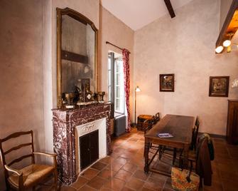 Logis Hotel - Restaurant La Marbrerie - Villeneuve-Minervois - Essbereich