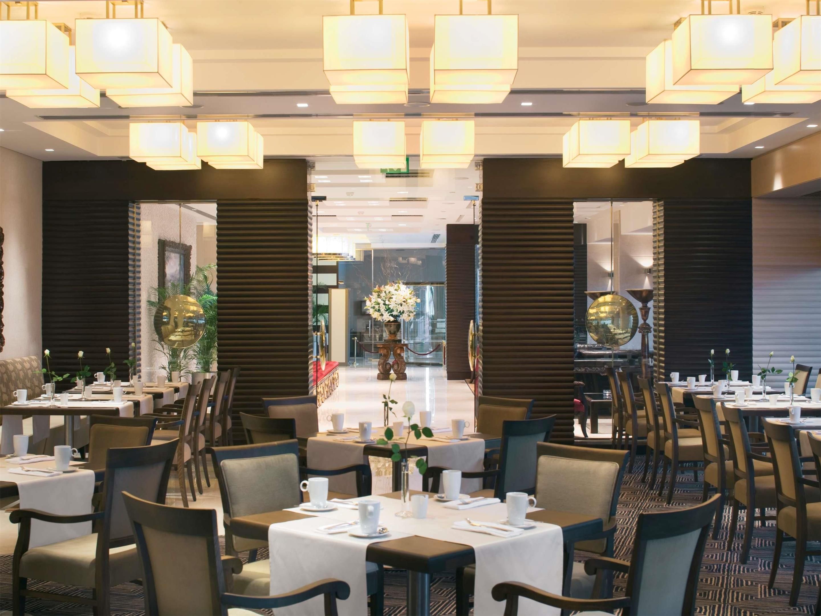 فندق موڤنبيك إزمير