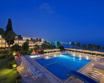 Yalihan Aspendos - Avsallar - Pool