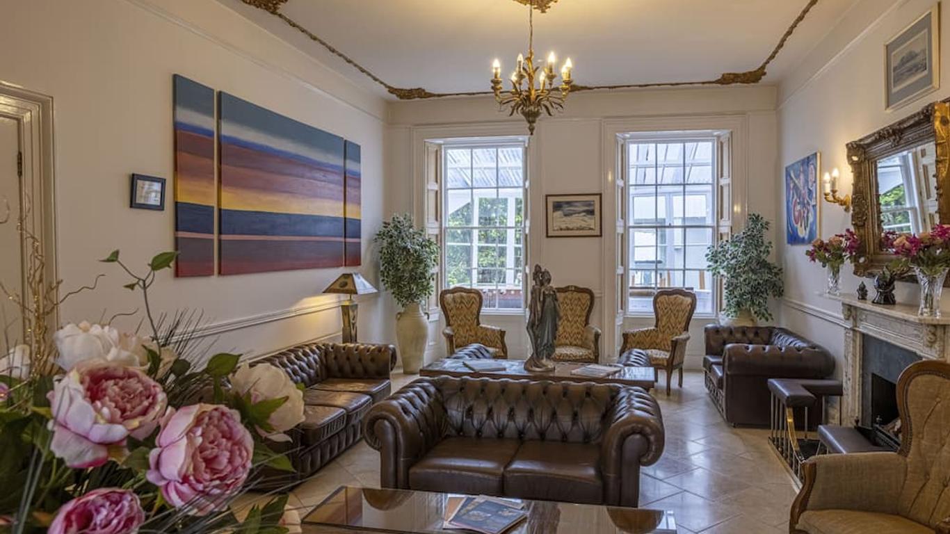 La Collinette Hotel, Cottages & Apartments