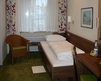 Hotel Hauser - Munich - Bedroom