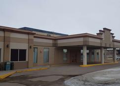 Travelodge by Wyndham Regina - Regina - Toà nhà