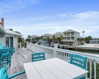 Island Oasis - Navarre - Balcony