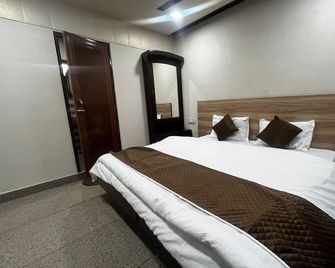 Hotel Prakash Block-1 - Sahāranpur - Bedroom