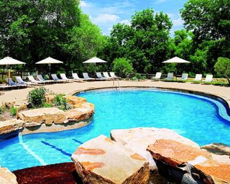 Hyatt Regency Lost Pines Resort And Spa - Cedar Creek - Pool