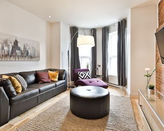 Les Lofts du Mile End-Plateau Mont Royal - Montreal - Living room