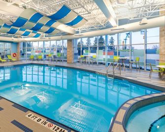 Staybridge Suites Saskatoon - University By IHG - Saskatoon - Pool