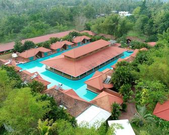 Saj Earth Resort & Convention Center , Kochi - Nedumbassery - Pool