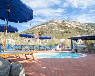 Hotel Il Perseo - Marciana - Basen