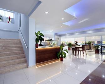 Agz Hotel - Dikili - Lobby