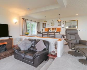 Aelwyd Y Don - Cardigan - Living room