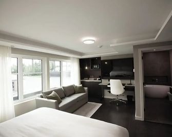 the reid hotel - Vanderhoof