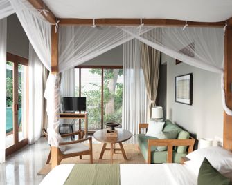 Sanglung Villas & Suites - Kubutambahan - Living room