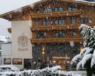 Hotel Neuwirt - Finkenberg - Rakennus