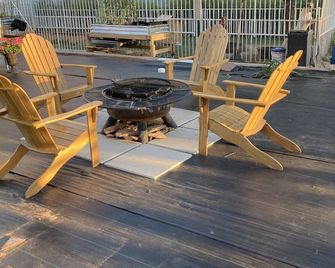 Zion’s South Hideaway Grecian Room - Hildale