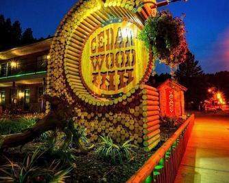 Cedar Wood Inn - Deadwood