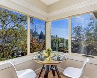 Topiary Haven - Launceston - Dining room