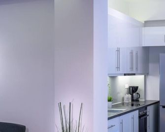 Modern design apartment near Acropolis - Athènes - Cuisine