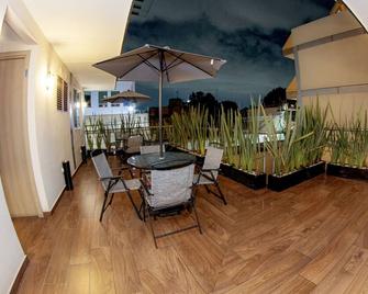 La Casa del Reloj - Zona de Hospitales - Ciudad de México - Patio