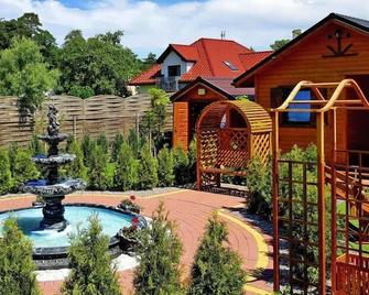 Holiday resort with the pool, Wiselka - Wisełka - Budynek