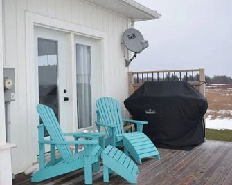 Jerada's Oceanfront Private Villa - Wellington - Patio