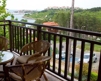 Santa Marina Holiday Village - Sozopol - Varanda