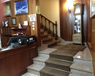 Hotel O Castelo - Cervo - Receptie