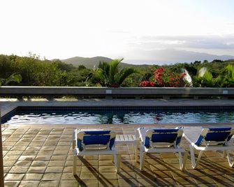 Casa Dos Cuervos - Hilltop villa, spectacular ocean and island views - Vieques - Bazén