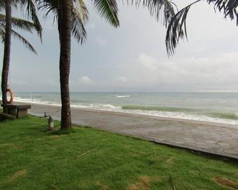 Mamalla Beach Resort - Mahabalipuram - Beach