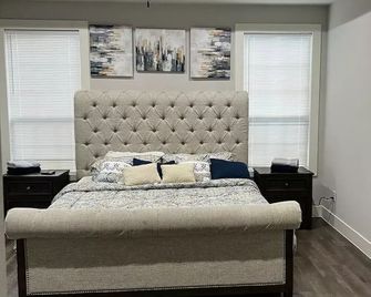 New Comfy, Spacious, Modern - DeSoto - Bedroom