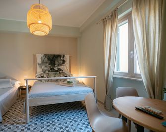 Sea Station Polignano Rooms - Polignano a Mare - Bedroom
