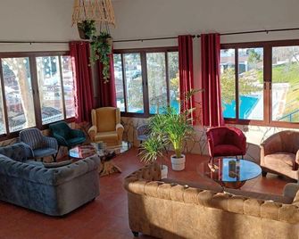 Hotel Rural & Restaurante Las Camaretas - Cortes de la Frontera