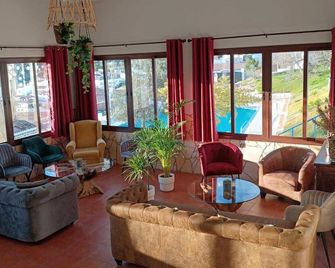 Hotel Rural & Restaurante Las Camaretas - Cortes de la Frontera