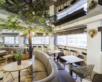 ibis Styles Lisboa Centro Marquês de Pombal - ליסבון - מסעדה