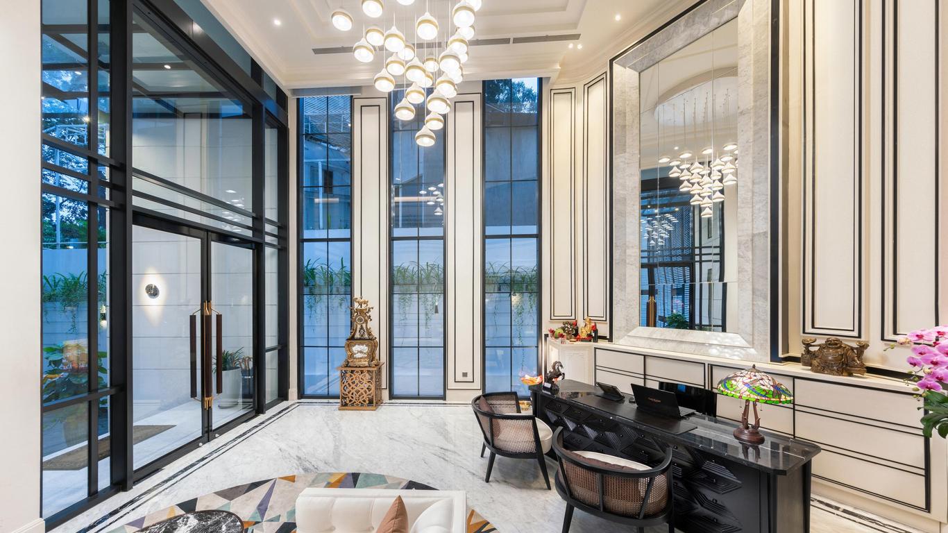 باك سويتس سايجون، إه ميمبر أوف ديزاين هوتلز