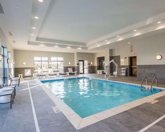 Hampton Inn & Suites West Lafayette - West Lafayette - Pool