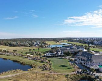 10% Off Remaining 2025! Oceanfront Cottage W/Great Views, Huge Deck, Bhi Club+golf, 3 Carts, Dogs Ok - Bald Head Island - Building