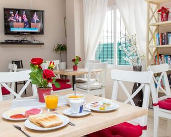 Hotel Marbella - פואנג'ירולה - מסעדה