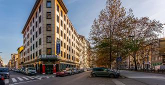 Hotel Mirage, Sure Hotel Collection by Best Western - Milan - Building