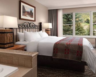 1 Bedroom Loft - Marriott's StreamSide at Vail - Birch, Douglas, and Evergreen - Full Resort Access - וייל - חדר שינה