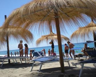 Hotel Villaggio Tabù - Centola - Strand