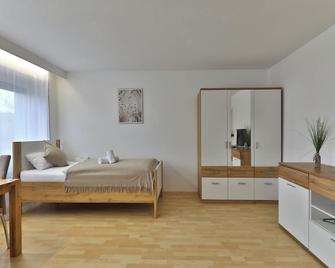 Apartment Holiday apartment Göppingen - Göppingen - Schlafzimmer