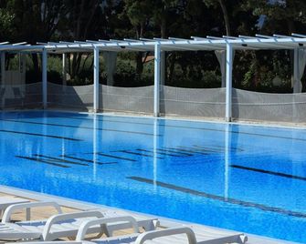 Capo Nettuno Hotel - Capo d'Orlando - Басейн