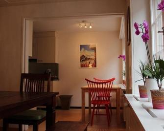 Rhii B&B - Eglisau - Comedor