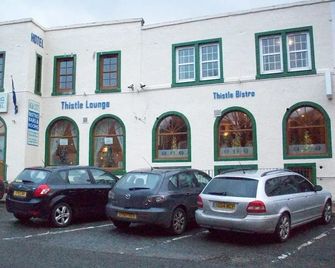 Lairg Highland Hotel - Lairg - Building