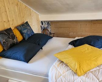 My House - Choisy-le-Roi - Chambre