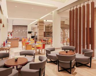 ibis Kochi City Centre - Koczin - Jadalnia